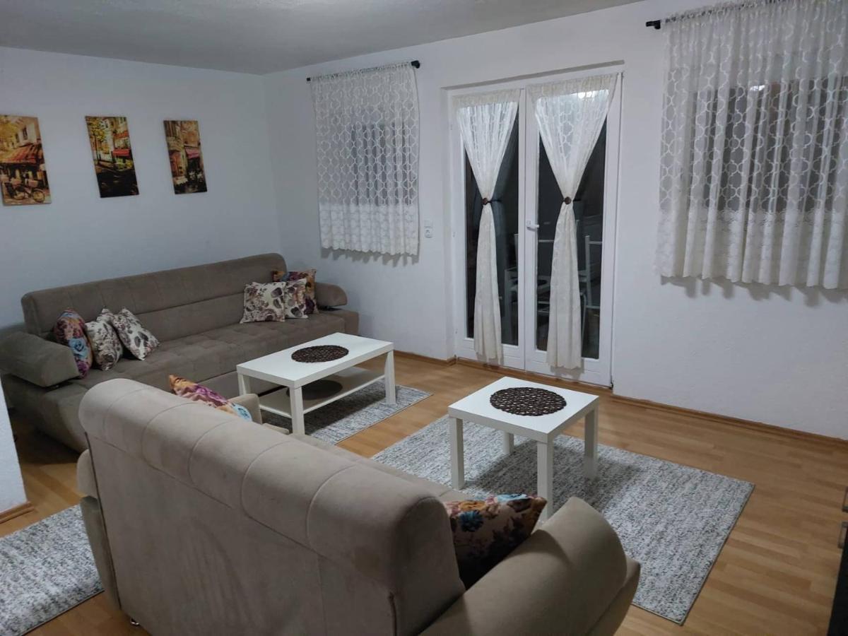 Holiday Home Adna Bihac Ngoại thất bức ảnh