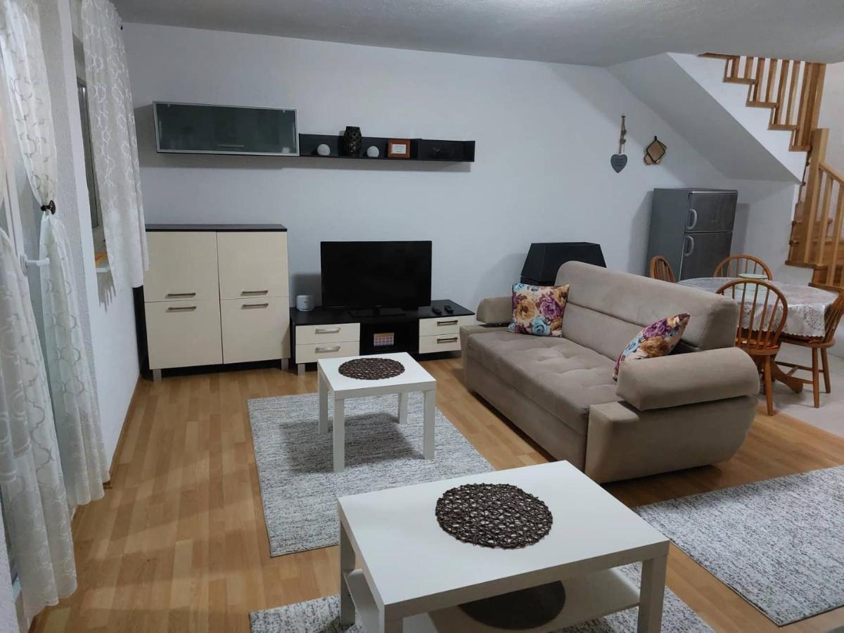 Holiday Home Adna Bihac Ngoại thất bức ảnh