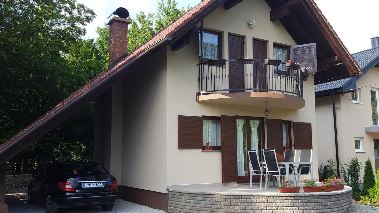 Holiday Home Adna Bihac Ngoại thất bức ảnh